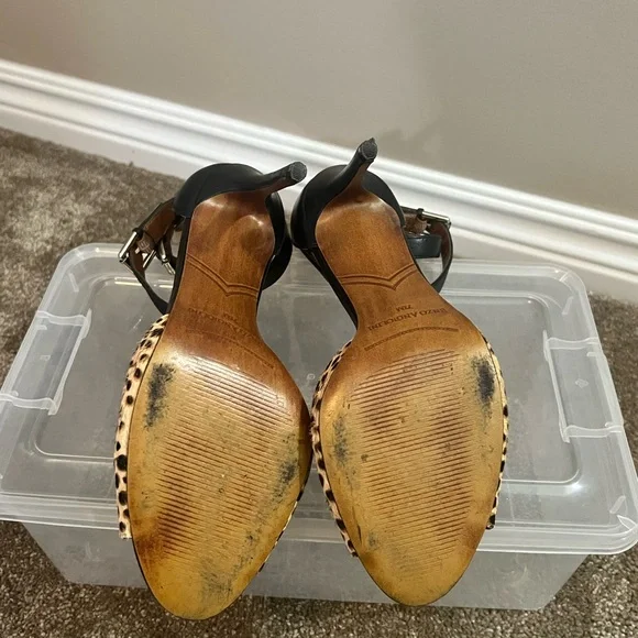 Animal Print Heels size 7.5 - Picture 5 of 6